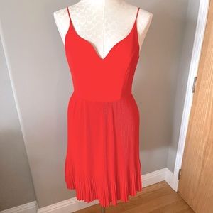 Women’s Storee Pleated Skirt Midi Dress